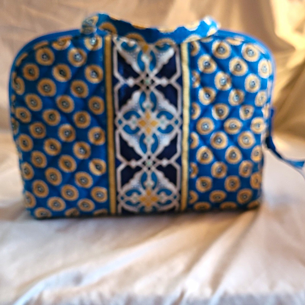 Vera Bradley Blue White Yellow Pattern Fabric Makeup Bag Zipper Handle Pockets